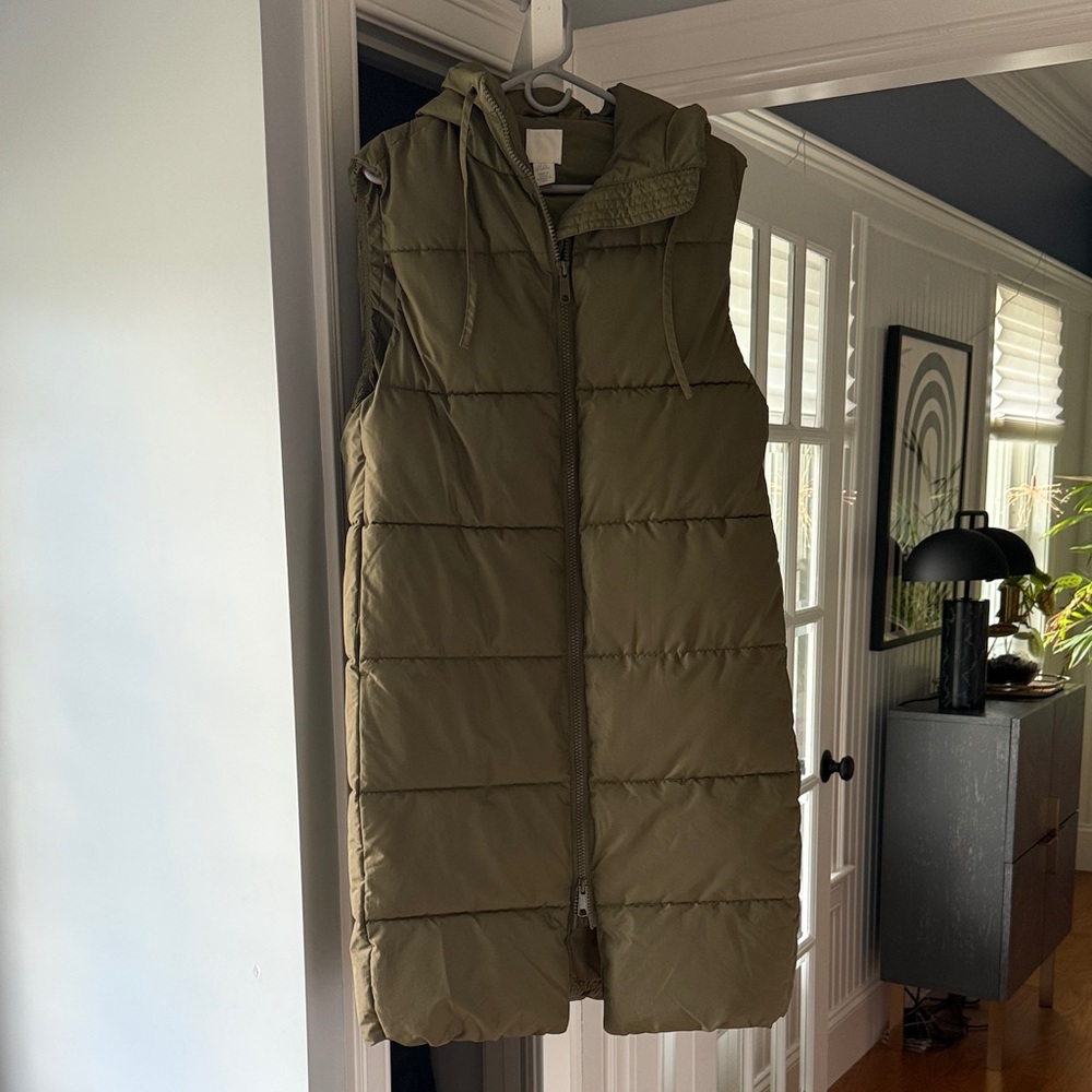 H&M Khaki Hooded Puffer Vest